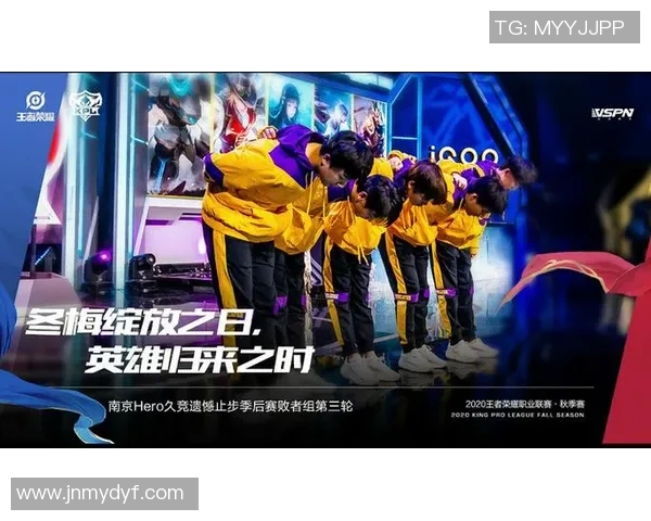 成都与重庆足球队赛后复盘分析双方状态与表现对比