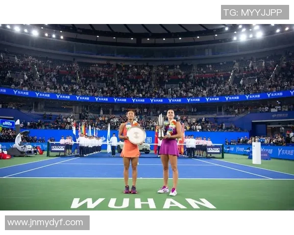 武汉网球队凭借69分稳居大满贯积分榜首位,争夺冠军形势乐观 武汉网球队凭借69分稳居大满贯积分榜首位,争夺冠军形势乐观